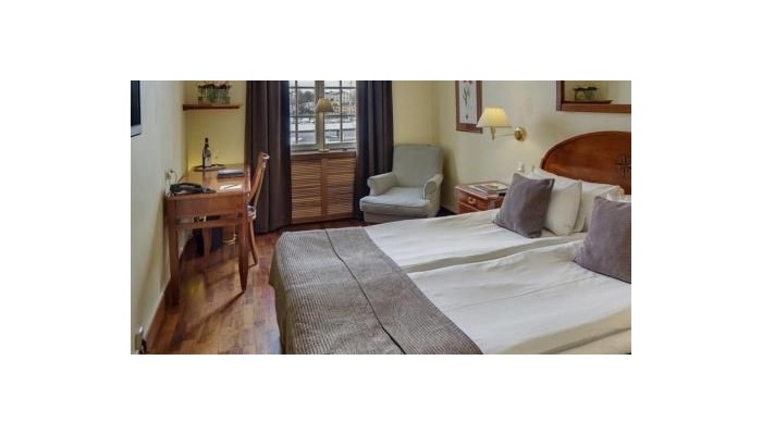 First Hotel Reisen poza 1